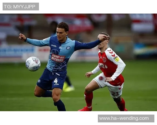 朴茨茅斯与吉灵汉姆激战正酣比赛结果揭晓引发热议